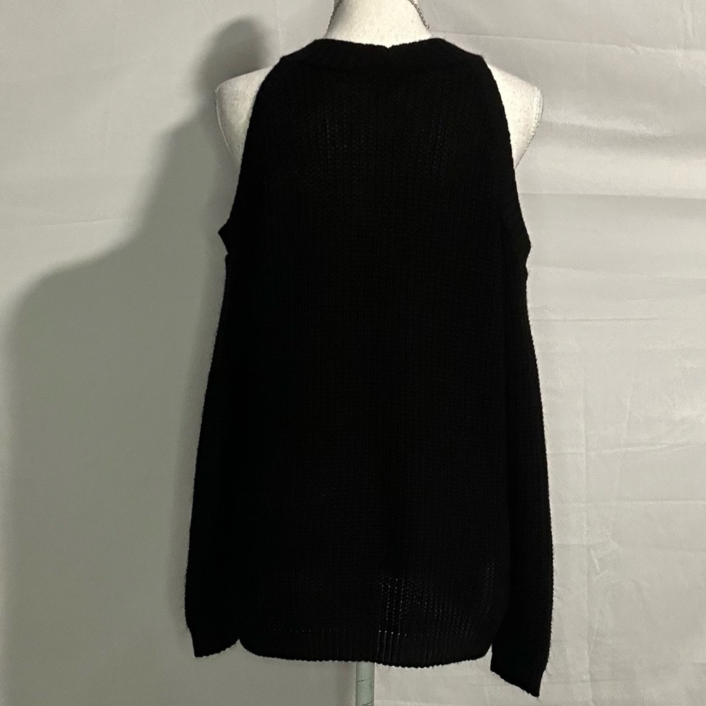 Cold shoulder sweater - 2 for $20 or 3 for $30 (Mix & Match) - Picture 2 of 6